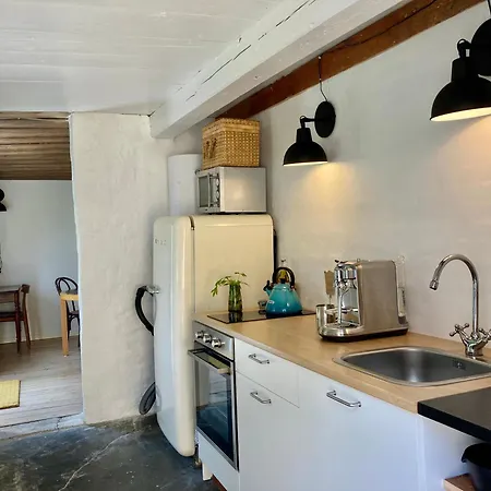 Holiday home Den Gamle Skomager Ved Slotssoen